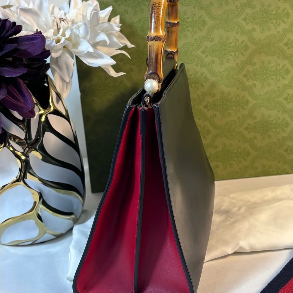 Gorgeous Gucci Nymphaea Top Handle Bamboo Black - Picture 5 of 16